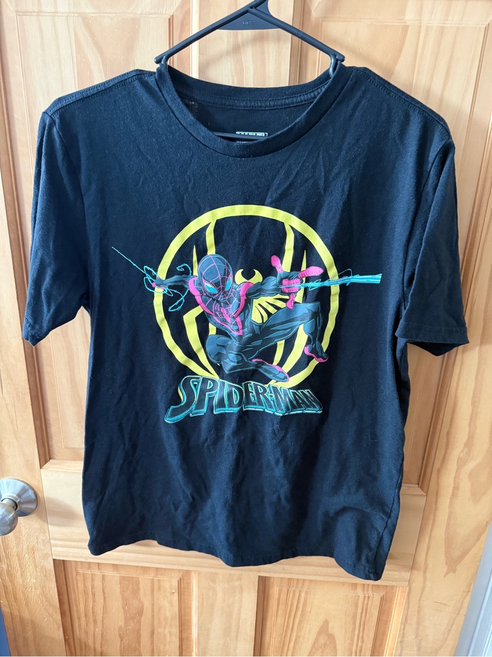 Like New, Boys Size XXL (18) Marvel Spider-Man T-Shirt
